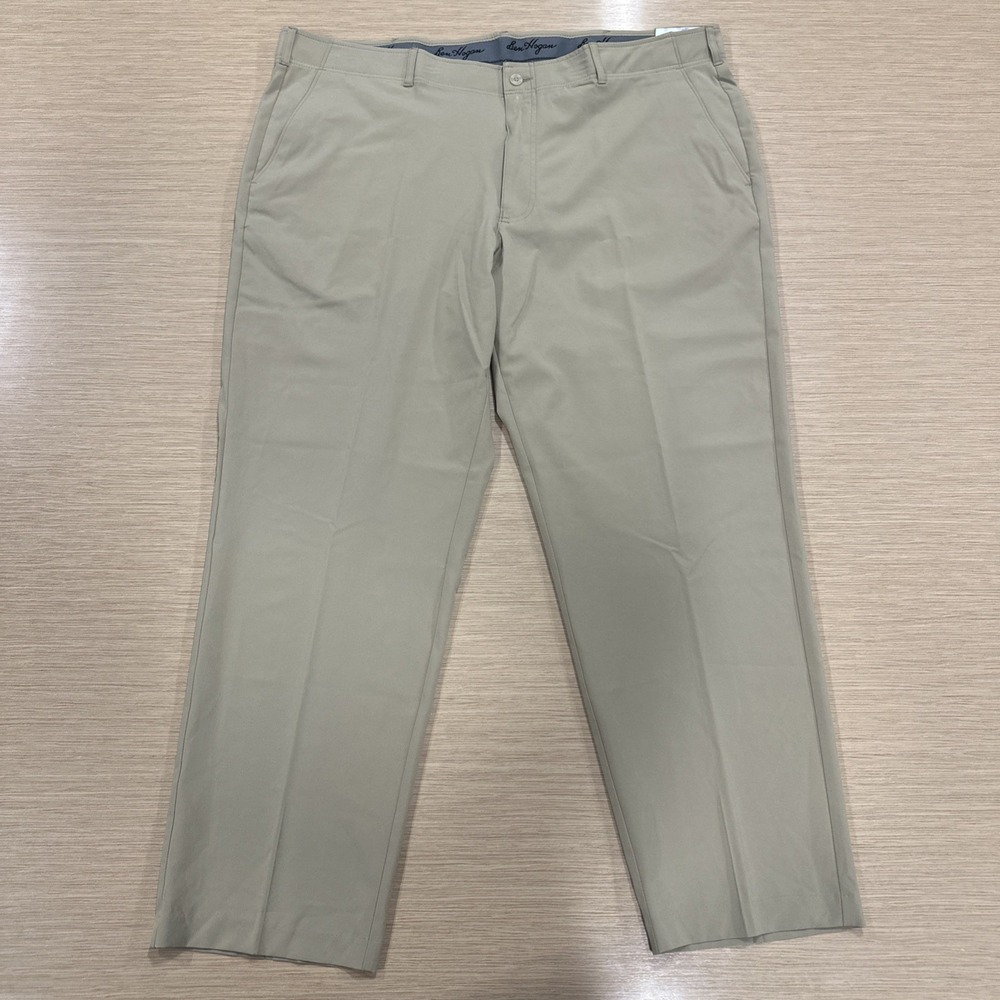 NWT Ben Hogan Men Khaki Flat Front Stretch Performance Golf Pant 42x30 (42x29.5)